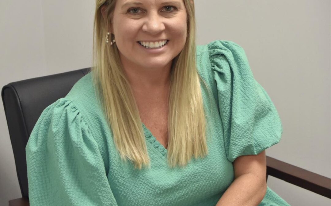 Meet a Mom:  Amy Elder of Full Bloom Speech Language Pathology
