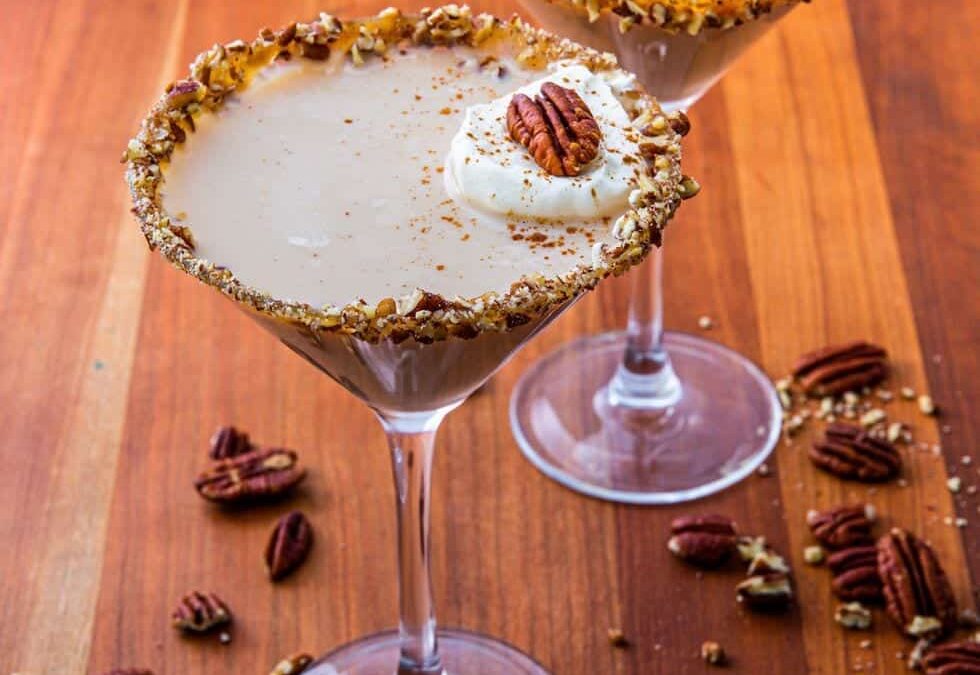Eight Easy Holiday Drink Recipes