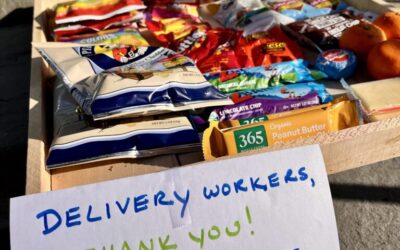 Five Ways to Give Back with Your Kids During the Holidays